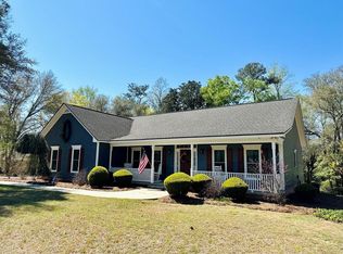 2122 Deer Run Cir, Tifton, GA 31793