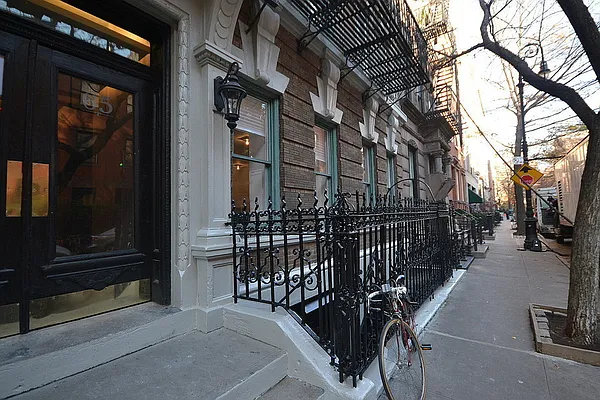 Rented by Bold New York | media 45