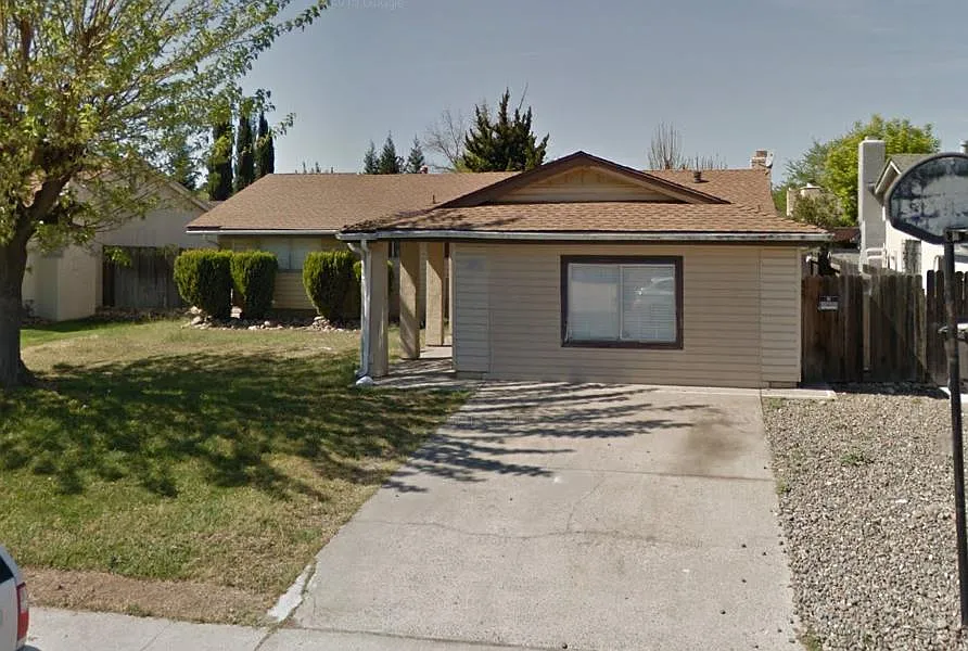 2976 Kachina Way photo 1