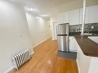 Rented by Ledvech Group