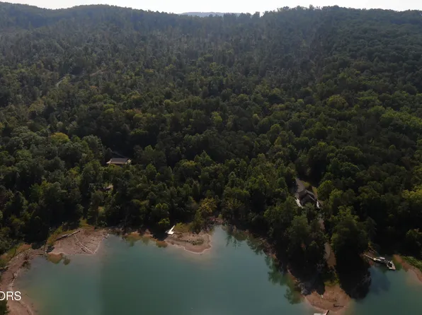 Lake Ln, New Tazewell, TN 37825