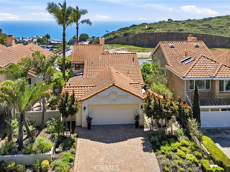 83 Palm Beach Ct — Photo 6