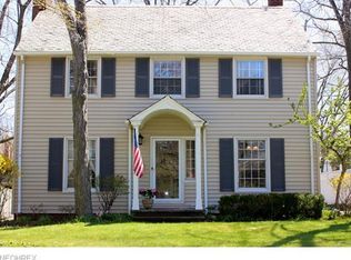 2379 Miramar Blvd, University Heights, OH