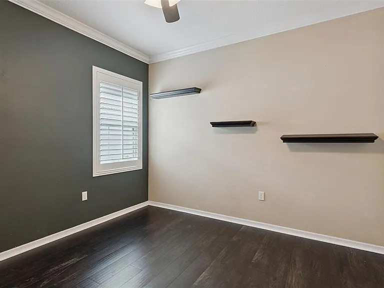 9194 Shepton St — Photo 25