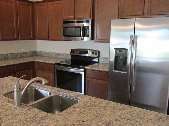 Spacious kitchen
