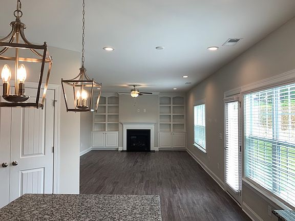 The Camellia Breakfast Nook 1409 Slate Ridge Rd