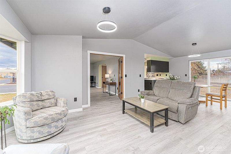 5th image of 227 O Street SW