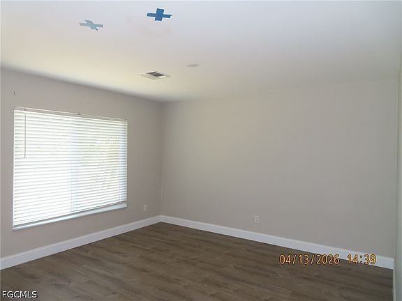 3rd image of 809 Grenada Ave