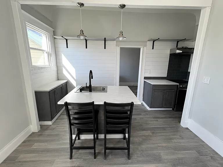 123 W Park St #A — Photo 11