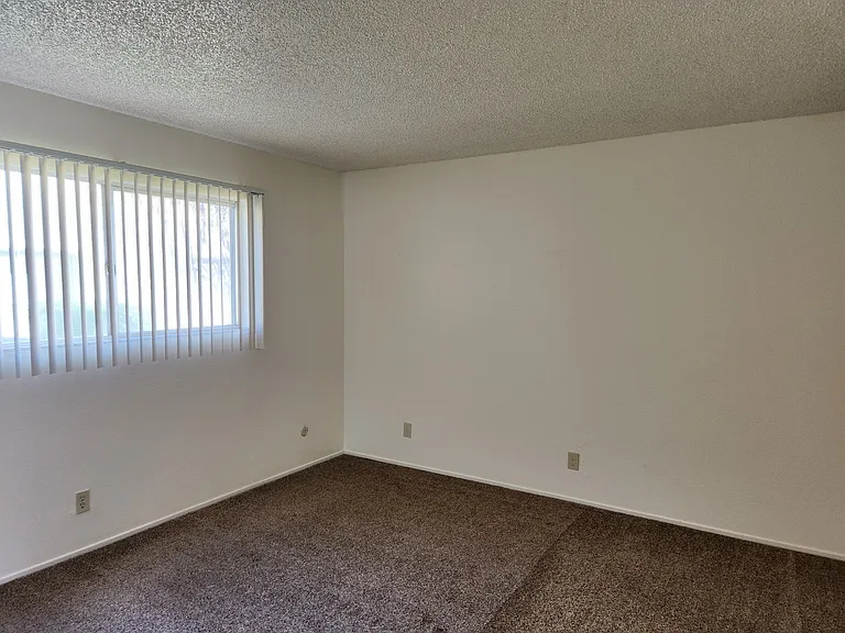 Vintage Apartments — Photo 11
