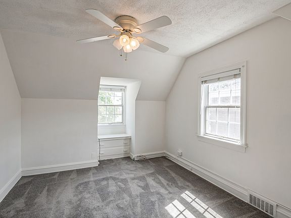 5th image of 5316 N Oriole Ave