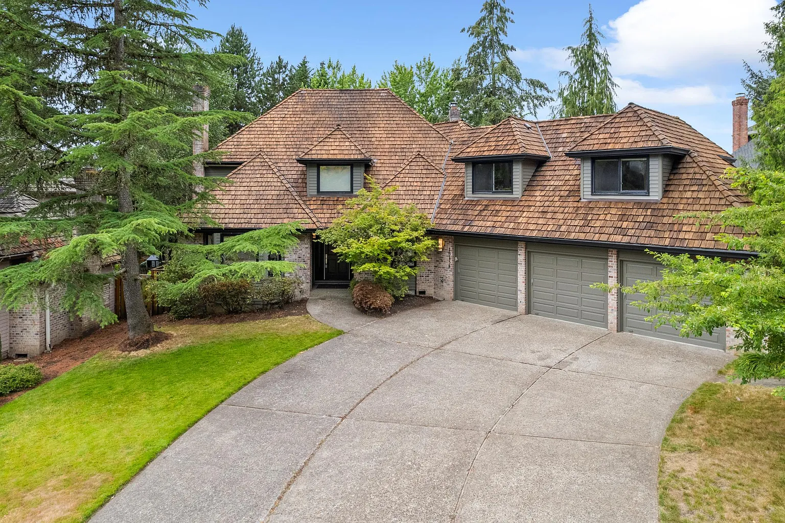 19158 Megan Pl photo 1