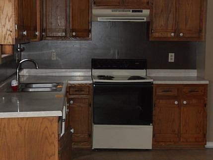 3rd image of 124 Bagsby Hill Ln