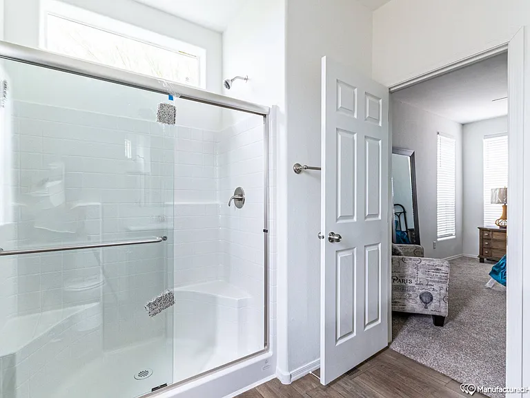 40 E Frost Ln — Photo 12