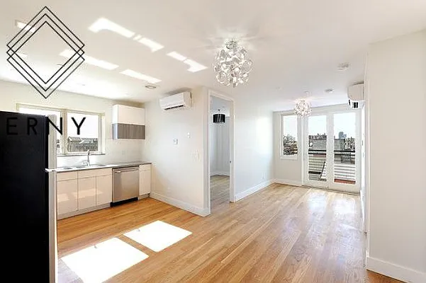 Rented by ERNY LLC | media 17