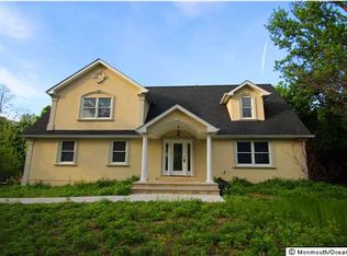 144 Millhurst Rd, Manalapan, NJ 07726