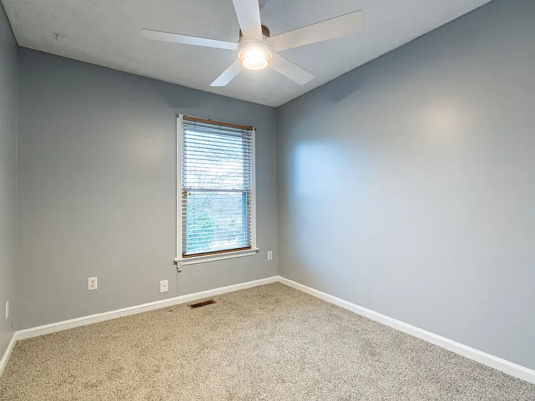248 Loch Cir — Photo 14