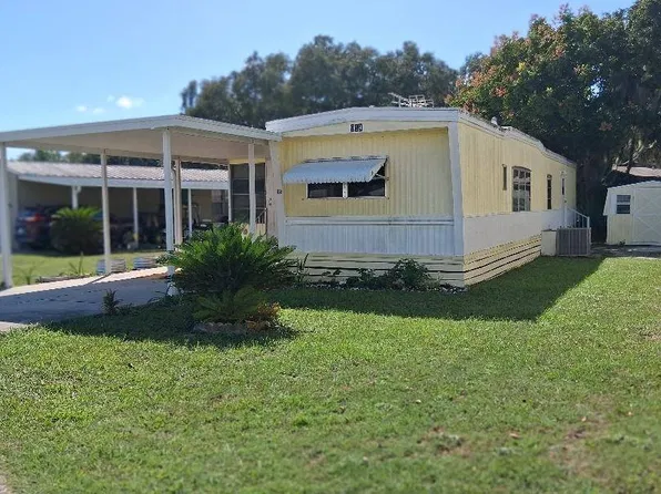 919 Pamela St, Wildwood, FL 34785