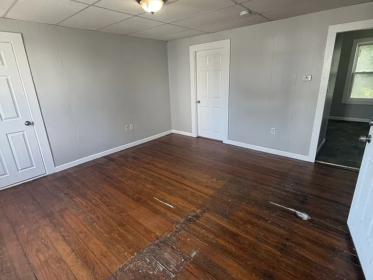 35 Nye St #1 — Photo 3