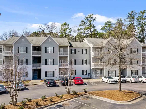 Blue Hill Apartments