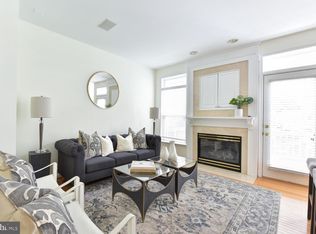 243 Murtha St, Alexandria, VA 22304