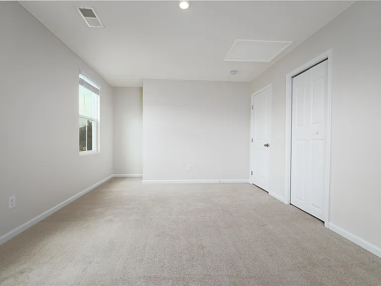 320 Maplestead Farms Ct — Photo 11