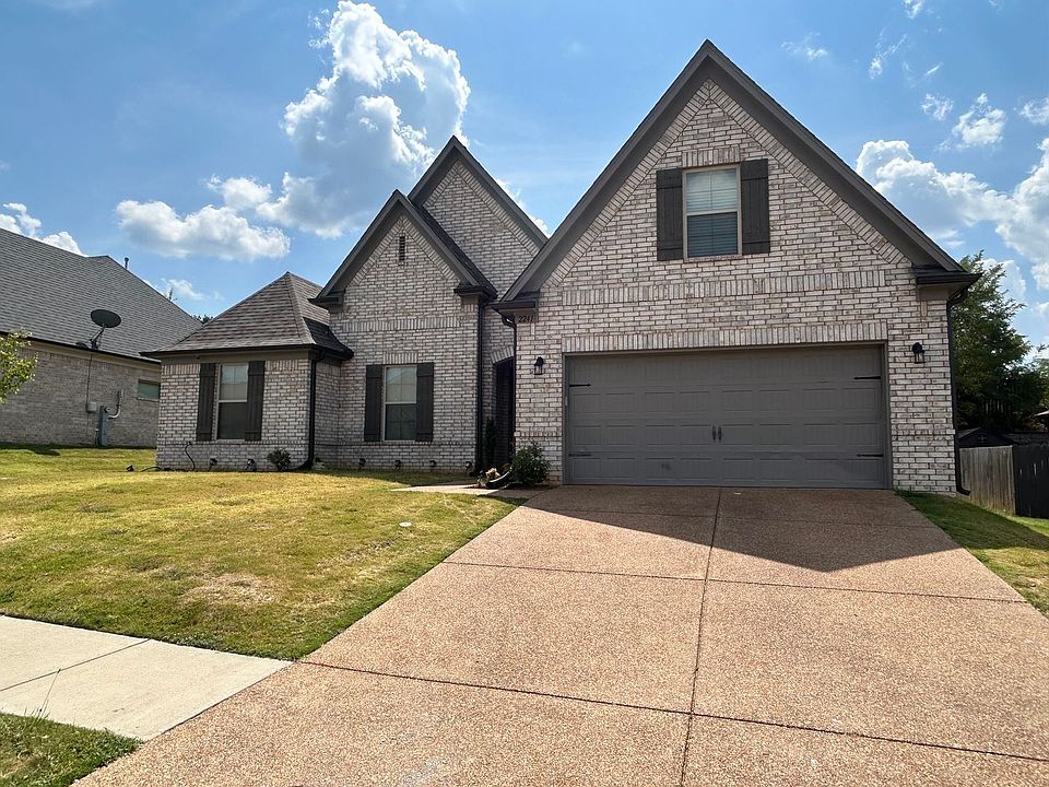 1st image of 2241 Applemill Dr
