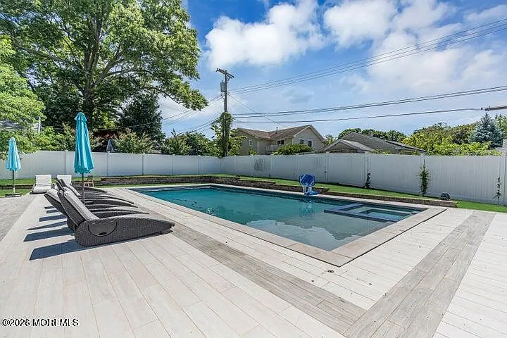250 Alpern Ave — Photo 5