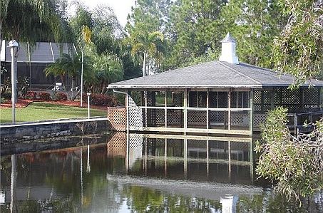 4th image of 6449 Avocado Dr