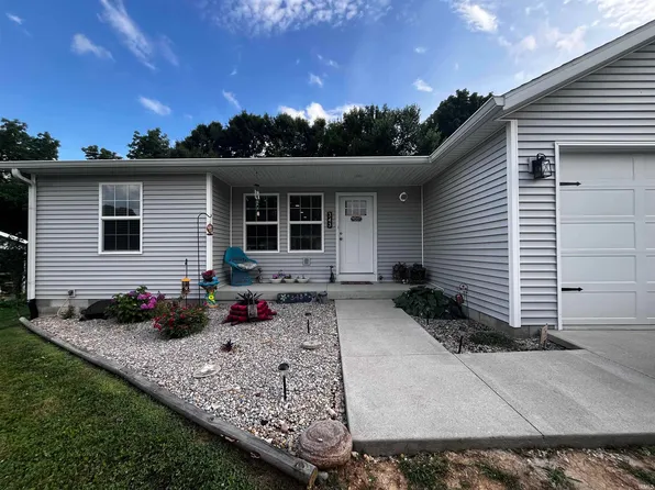 343 W Blackfoot Dr, Ellettsville, IN 47429