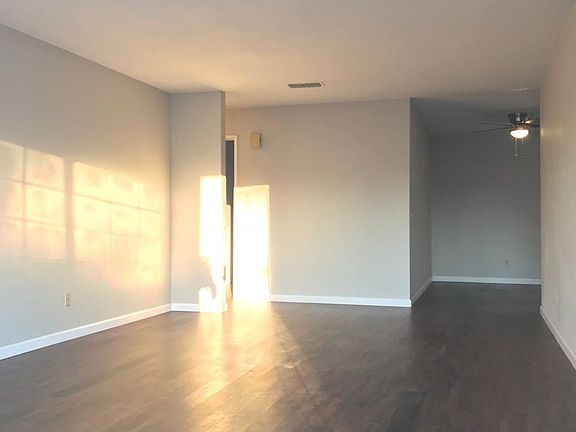 4th image of 8313 Southfields Cir