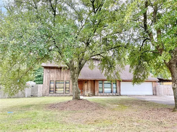 26910 Jill Rd, Holden, LA 70744