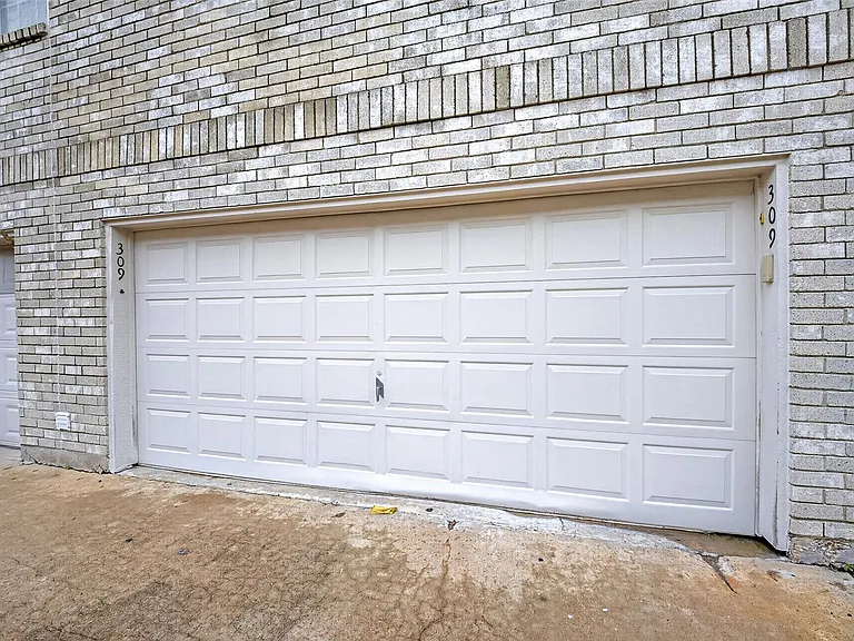 3780 Tanglewilde St #309 — Photo 36