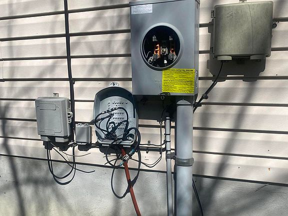 5th image of 1106 Arcadia Ave