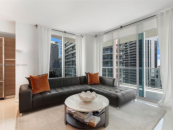 4th image of 1100 S Miami Ave #3810