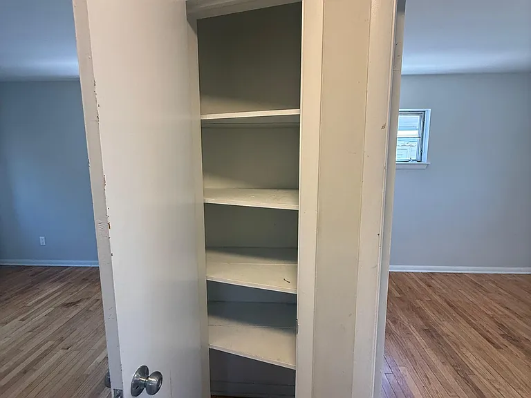 6236 Westminster Dr — Photo 17
