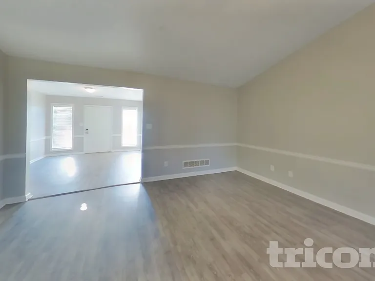 105 Daileys Plantation Dr — Photo 3