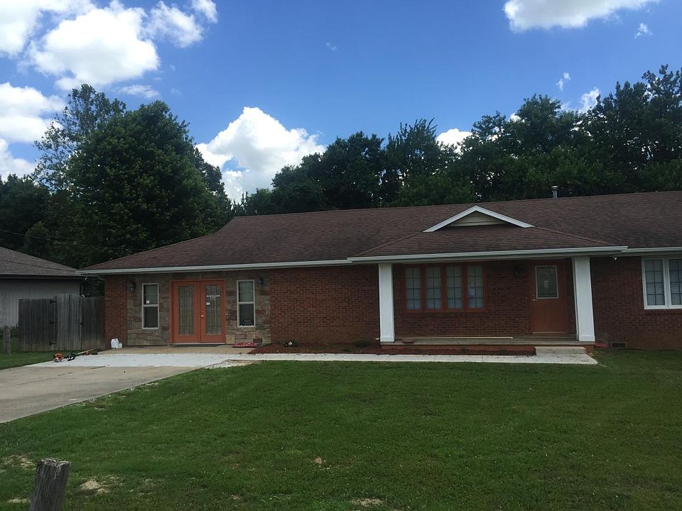 Front view w parking