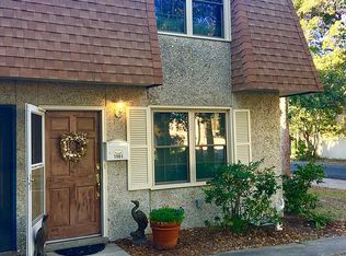 590 Butler Ave APT E, Saint Simons Island, GA 31522