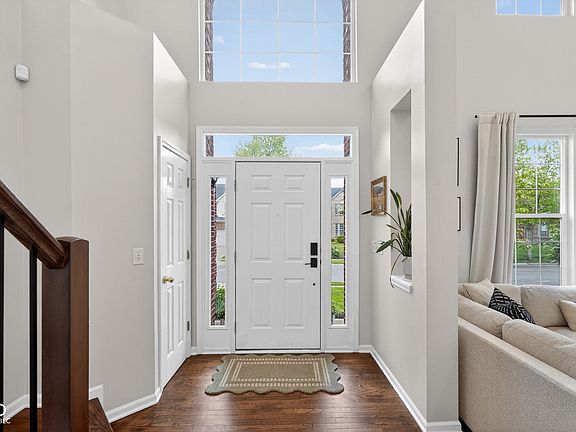 5th image of 5675 Sapphire Dr
