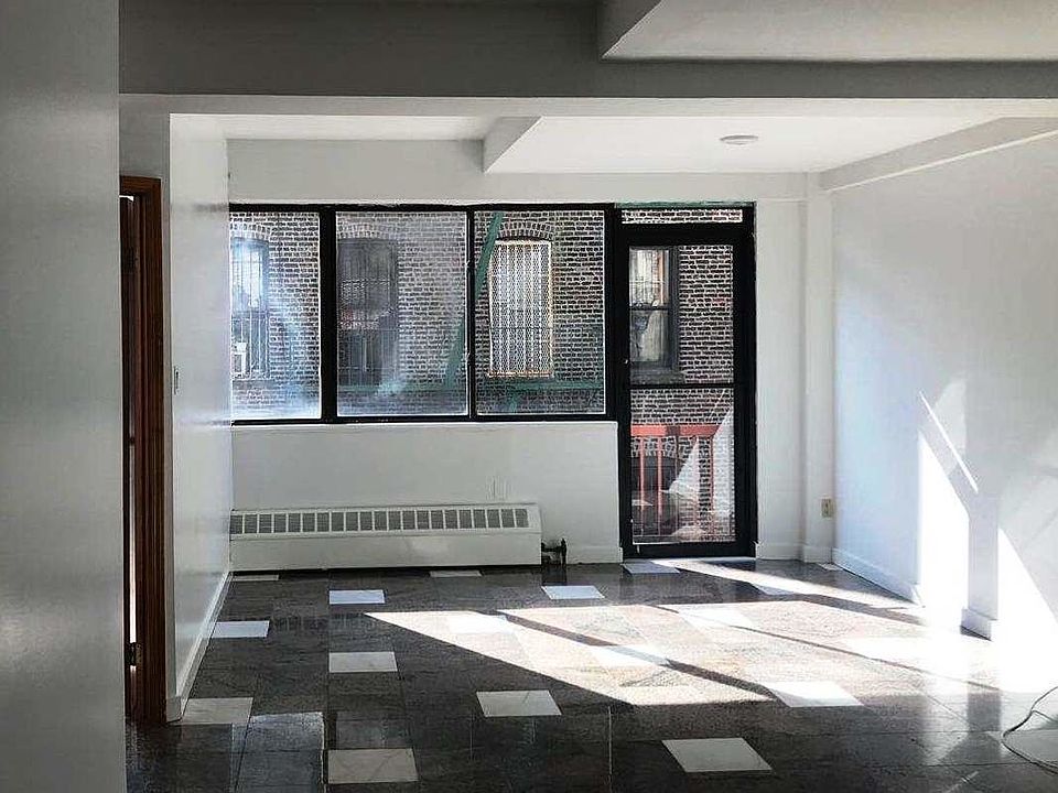 1st image of 77 Allen St #4B