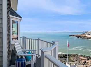 20 Rollins Ave, Nahant, MA 01908
