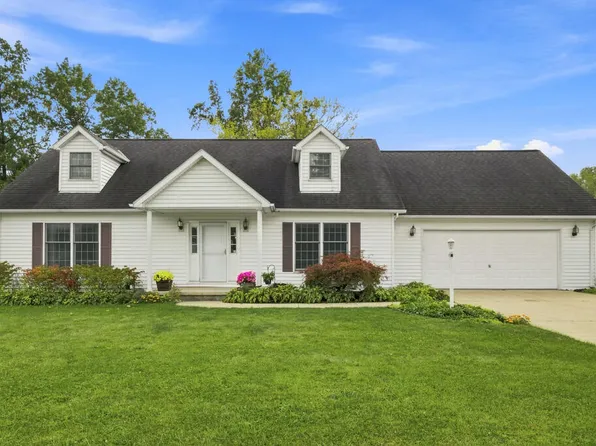 1877 August Dr, Mansfield, OH 44906