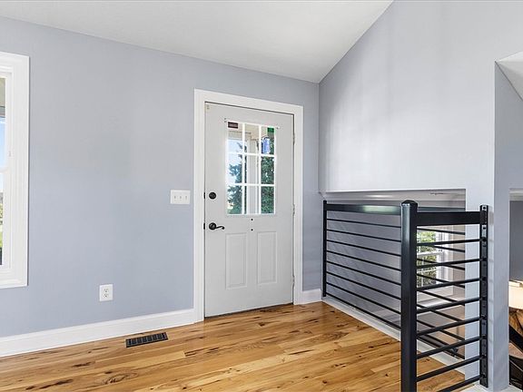 4th image of 614 N Parkview Rd