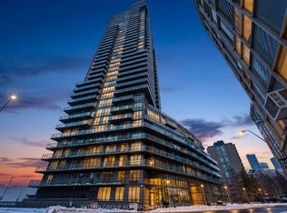 825 Church St #2106, Toronto, ON M4W 3Z4