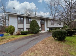 144 Winkler Rd, East Windsor, CT 06088