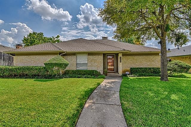 1st image of 2202 Roundrock Dr