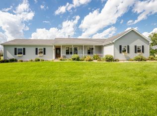 2425 N 42nd Rd, Sheridan, IL 60551