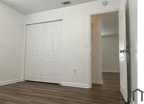 2 bed, 700 sqft, $1,150 — Photo 2