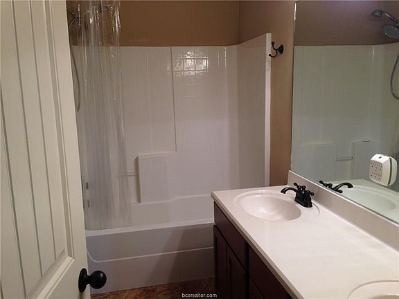 5th image of 4213 Candace Ct